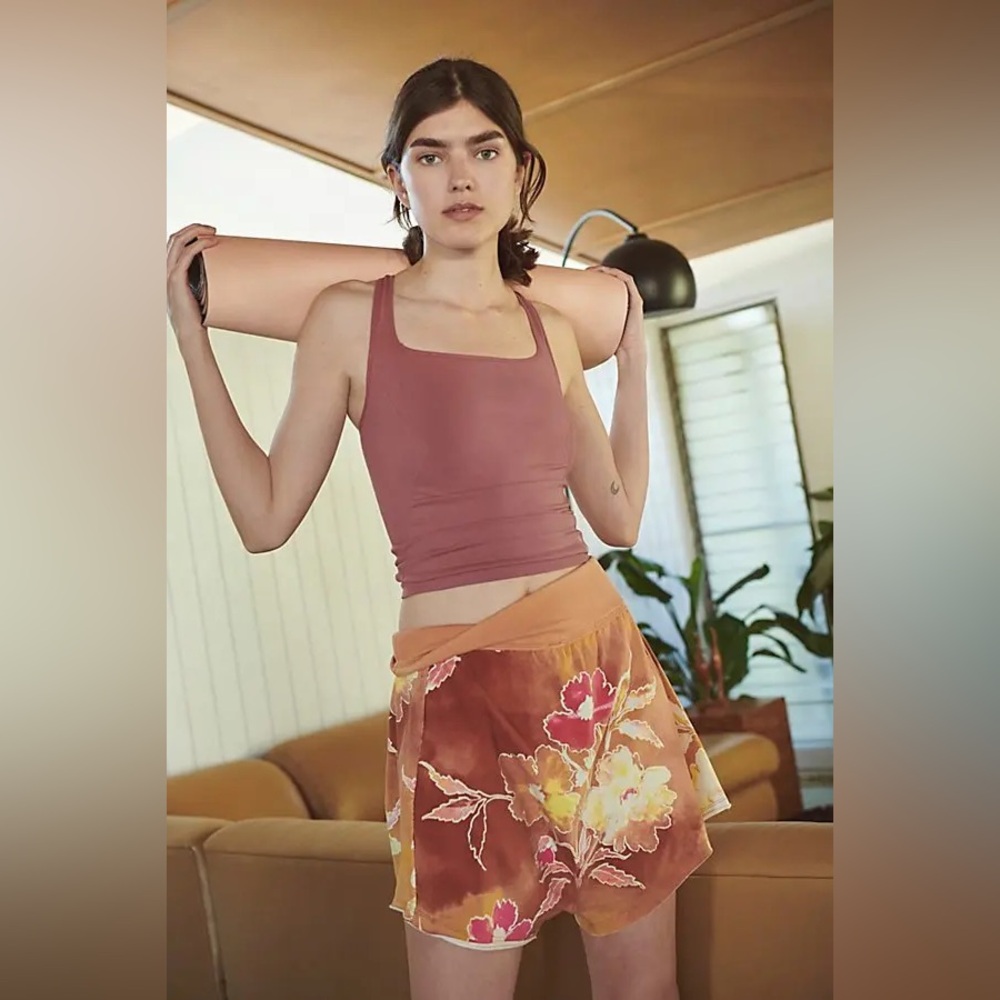 FP Movement By Free People Hot Shot Printed Harem Shorts Tan Combo Size Small